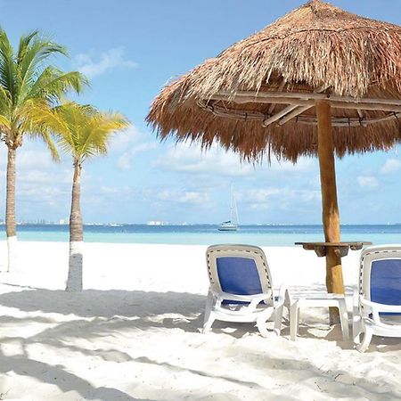 Cancun Beachfront Condo Bagian luar foto
