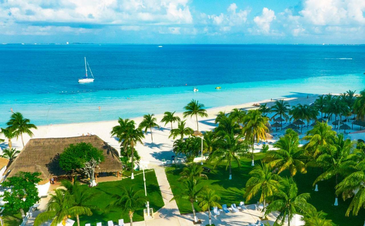 Cancun Beachfront Condo Bagian luar foto