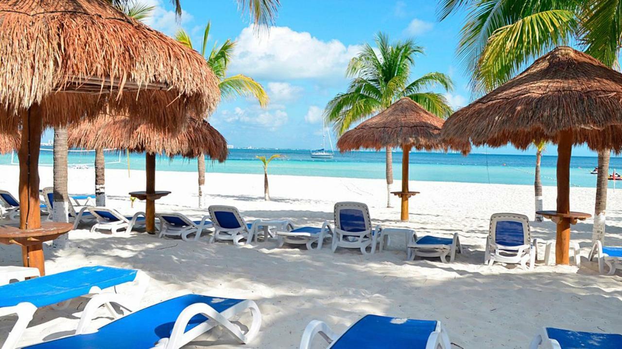 Cancun Beachfront Condo Bagian luar foto